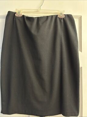 Classic Black Pencil Skirt - Women's